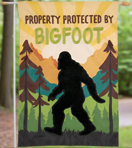 Bigfoot DA Garden Flag