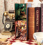 Book Nook Alice Adventure