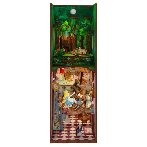 Book Nook Alice Adventure